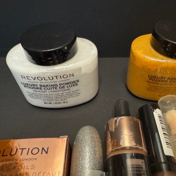 10 pc Makeup Bundle. Revolution. - Picture 2 of 5